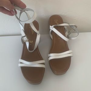 Seychelles White Leather Upper Heels Women’s Size 7.5